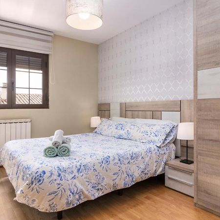 Apartamento Cano Badillo - Plaza Mayor - Leonapartamentos Екстер'єр фото